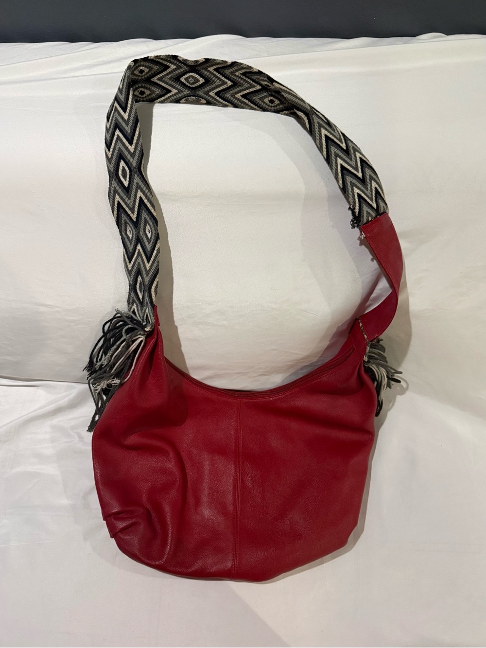 Fevel Red Leather Crossbody/Shoulder Bag Colombian Wayuu Strap